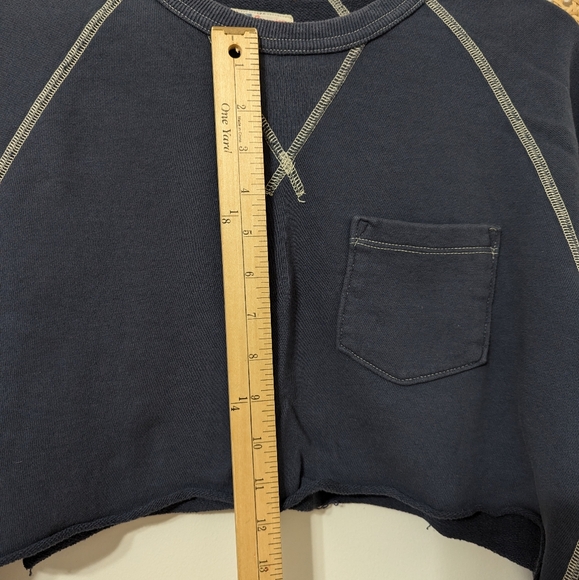 Champion Cropped Sweatshirt - Picture 8 of 8
